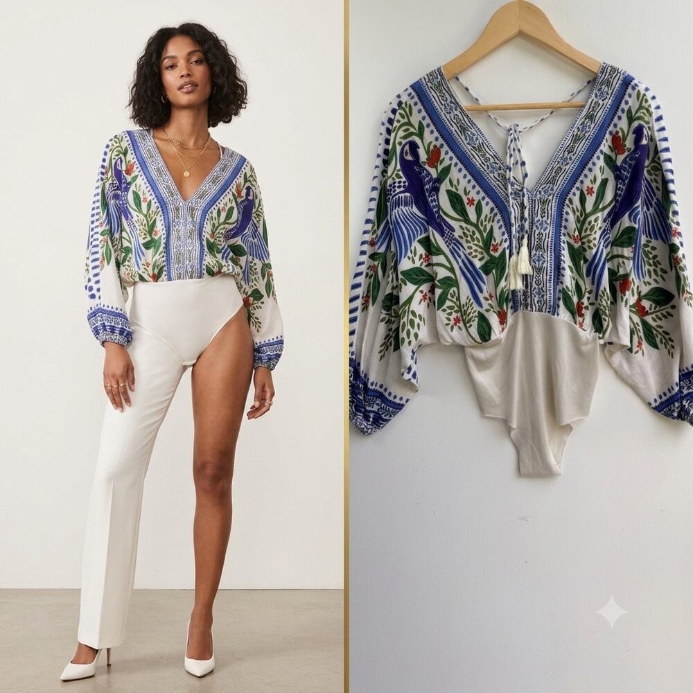 Farm Rio Desejo Parrot Silk Bodysuit Small (P) Tropical Bird Kimono Puff Sleeve